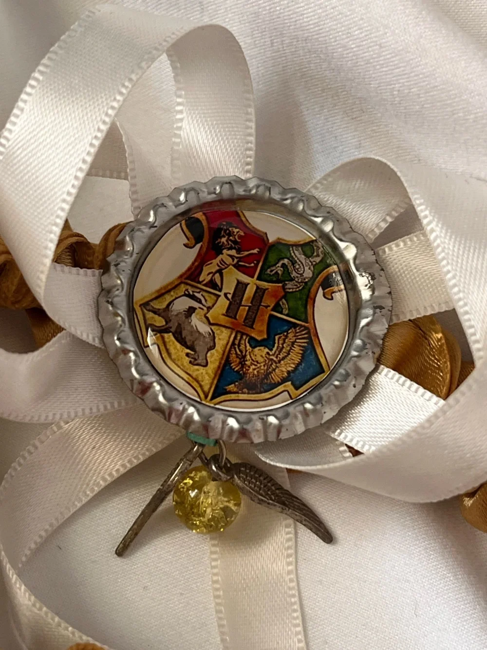 Hogwarts Crest Garter